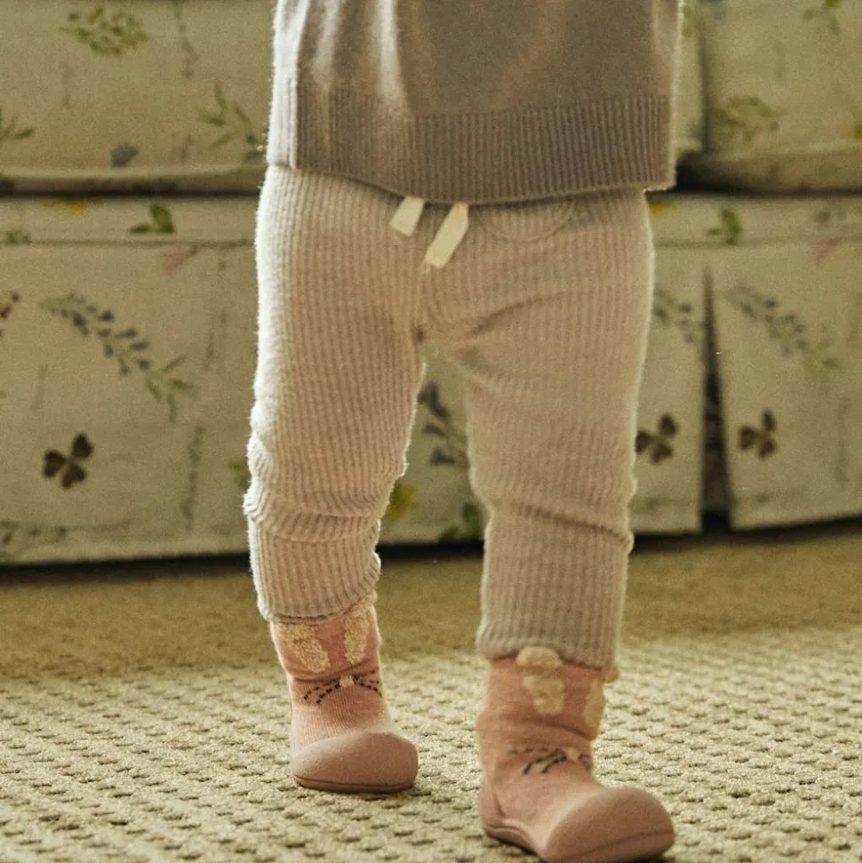 Attipas · Rabbit Pink