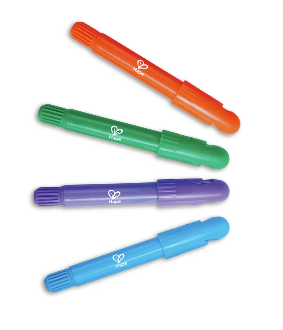 Rollo de papel para garabatos Oceánicos · Hape